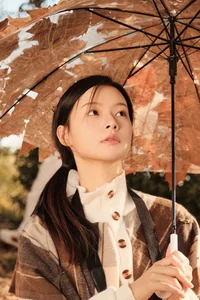 YiTuYu Art Language Vol.8038: Featuring the Elegant Hu Die Mei Mei Portrait Series - image 7