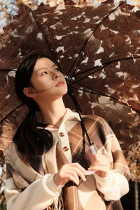 YiTuYu Art Language Vol.8038: Featuring the Elegant Hu Die Mei Mei Portrait Series - image 26