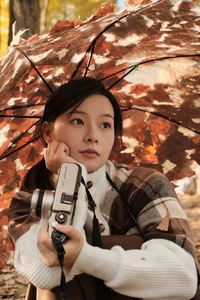 YiTuYu Art Language Vol.8038: Featuring the Elegant Hu Die Mei Mei Portrait Series - image 5