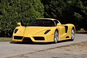 The 16.5 Million Dollar Legend: A Timeless Ferrari Enzo Captured in Radiant Yellow - image 7