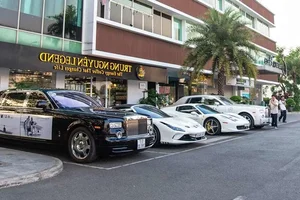 Inside the Multi-Million Dollar Supercar Collection of Vietnam’s Coffee King: A 1,000km Cross-Country Journey - image 4