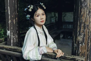 YiTuYu Art Language Vol.10272: Xiao Yang Cong Exclusive Photography Gallery - image 13