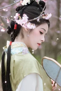 YiTuYu Art Language Vol.10215 Featuring Tian Tian Quan Quan - Stunning 21P Portrait Gallery - image 7