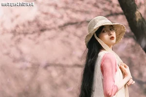 YiTuYu Art Language Vol.4062: A Masterpiece Collection Featuring Li You - image 13