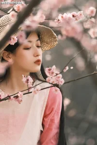 YiTuYu Art Language Vol.4062: A Masterpiece Collection Featuring Li You - image 12