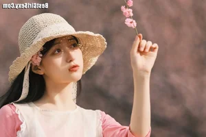 YiTuYu Art Language Vol.4062: A Masterpiece Collection Featuring Li You - image 7
