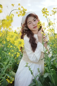 Jing Jing Yi Features in YiTuYu Art Language Vol.10084: An Extensive 40-Page Editorial Gallery - image 36