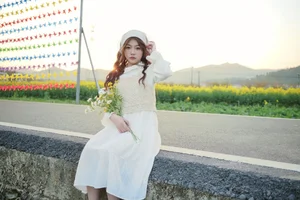 Jing Jing Yi Features in YiTuYu Art Language Vol.10084: An Extensive 40-Page Editorial Gallery - image 16