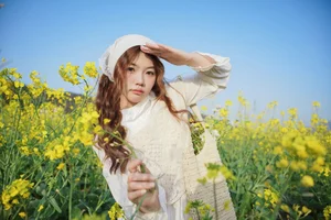 Jing Jing Yi Features in YiTuYu Art Language Vol.10084: An Extensive 40-Page Editorial Gallery - image 13