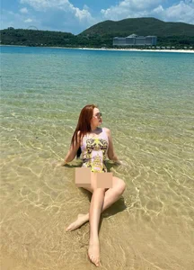Bao Thy and Khong Tu Quynh: Iconic Pop Princesses Stunning in Summer Bikini Fashion - image 8