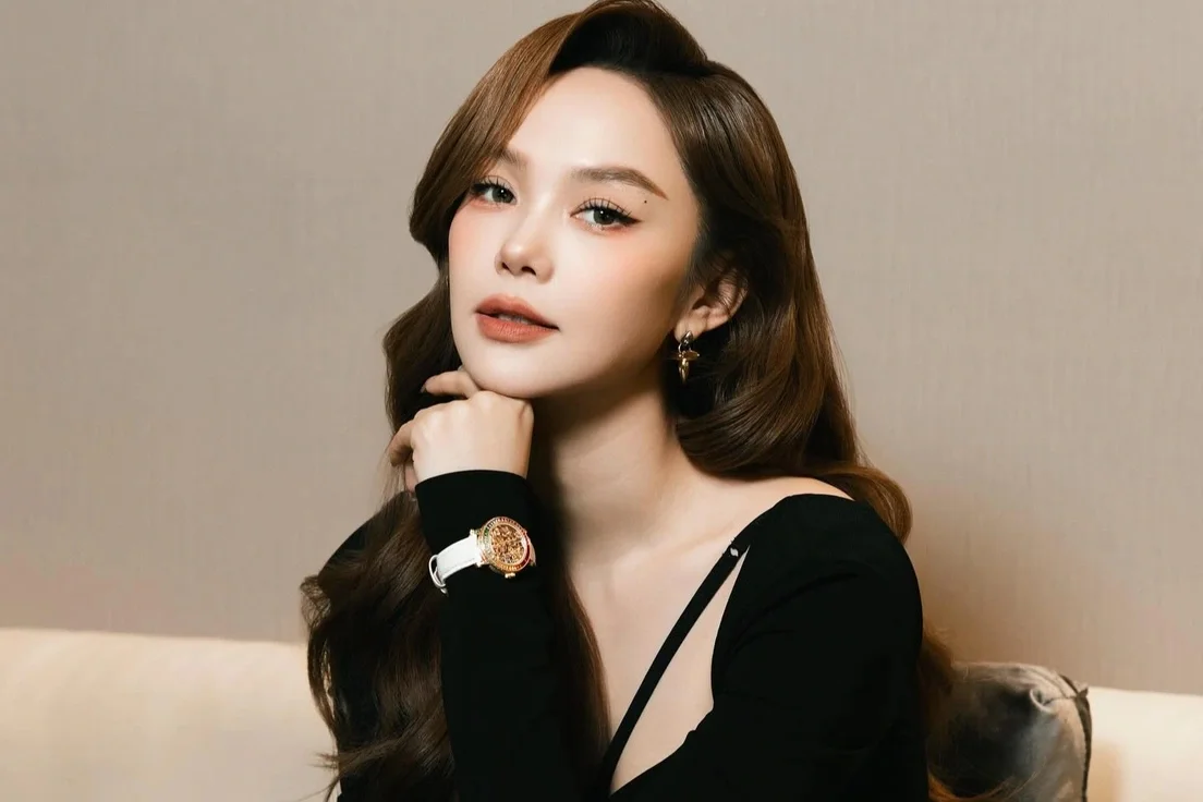 Minh Hang’s Radiant Post-Motherhood Glow: A Blend of Elegance, Family, and Luxury