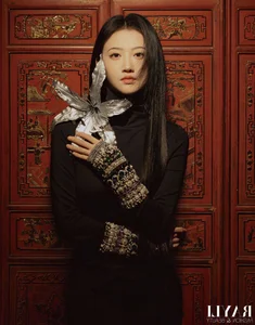 Ageless Beauty: How Yang Mi and Jing Tian Define Elegance in Their Late Thirties - image 16