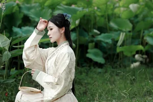 YiTuYu Art Language Vol.4863 Chang Nian W - Sophisticated Studio Portraits - image 2