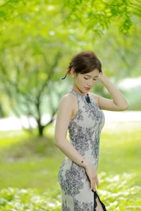 YiTuYu Art Language Vol.4790 Featuring Lu Lu: Artistic Portrait Gallery - image 12