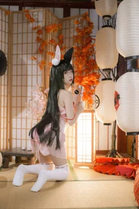 Elegant Nagato Pajama Cosplay by Er Zuo Nisa: Stunning Anime-Inspired Sleepwear Photography Collection - image 2