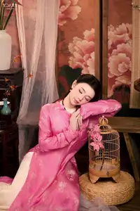 Quynh Kool's Sweet Beauty: Graceful in Traditional Ao Dai - image 8