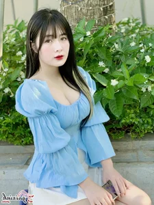Quynh Alee's Latest Bikini Collection: A Glimpse into the Style of a Top TikTok Influencer - image 44