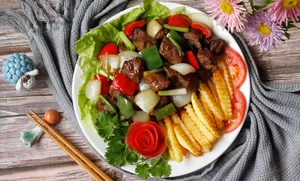 Top 10 Vietnamese Dishes Voted Best by International Travelers - image 3