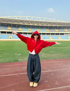 Vietnamese Celebrity Updates: Diem My 9X Pregnancy Journey and Phuong Oanh Fitness Transformation - image 0