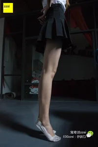 Elegant Chinese Model Jingjing in White Boat Socks - IESS SiXiangJia 101 Collection - image 37
