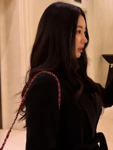 Kim Sa Rang: The U50 Beauty Defying Time as an Exception of Nature - image 3