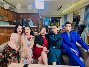 The Timeless Grace of Actress Khanh Huyen at Age 53 - image 2