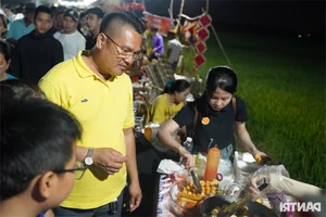 Unique Fieldside Food Market in Ho Chi Minh City Attracts Thousands - image 9