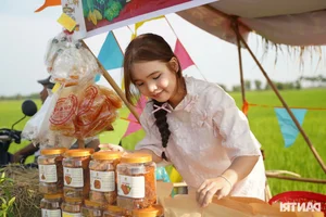 Unique Fieldside Food Market in Ho Chi Minh City Attracts Thousands - image 10