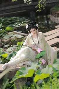YiTuYu Art Language Vol.4687 Featuring Wu Sui: A Study in Modern Aesthetics - image 21