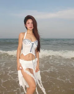 Gen Z Swimwear Trends: How Influencers are Redefining Summer Fashion and Bikini Style - image 8