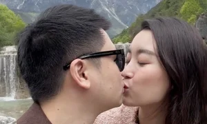 Elegant Couple Style: Exploring the Sophisticated Fashion Choices of Do My Linh and Her Husband - image 7