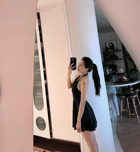 Pickleball Fever: Hot Girl Tram Anh Joins the Global Fitness Trend - image 0