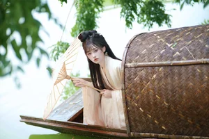 YiTuYu Art Language Vol.7301 Featuring Model Xiao Xiao Yu Photography - image 22