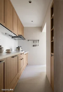 Sun-Drenched 94m² Minimalist Home: A Modern Retirement Sanctuary Featuring Sliding Glass Doors, Indoor Greenery, and Functional Contemporary Design - image 11