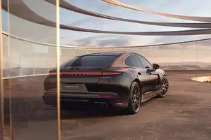 Porsche Panamera Turbo Sonderwunsch Interior: Unique Technology, Pinnacle Luxury for the Elite. - image 6