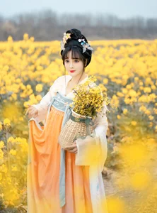 Elegance and Style in YiTuYu Art Language Vol.6666 with Miao Su Su - image 0
