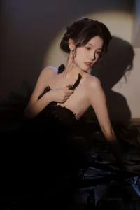 YiTuYu Art Language Vol.7452: Capturing the Elegant Essence of Gan Gan - image 25