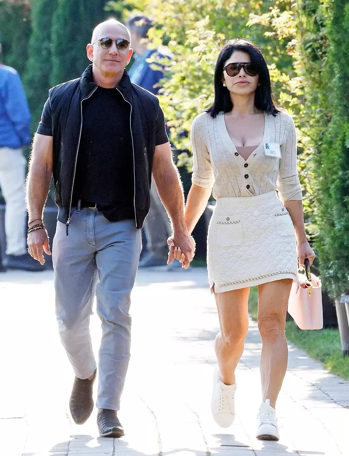 Lauren Sanchez Style Evolution: A Look at Her Sophisticated and Bold Wardrobe