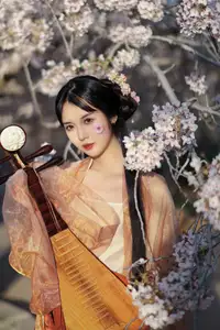 Jian Ying Tao Nai: Elegant Asian Muse Amidst Spring Blossoms - YiTuYu Art Language Vol.8617 - image 7