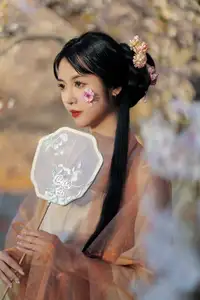 Jian Ying Tao Nai: Elegant Asian Muse Amidst Spring Blossoms - YiTuYu Art Language Vol.8617 - image 6