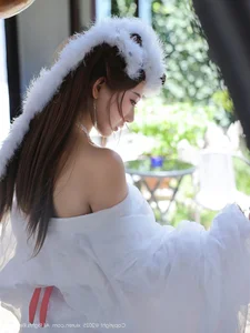 The Ethereal Elegance of Jin Yun Xi Yuki: A Modern Visual Masterpiece - image 53