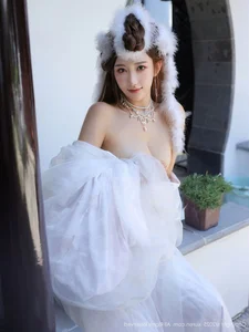 The Ethereal Elegance of Jin Yun Xi Yuki: A Modern Visual Masterpiece - image 34