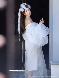 The Ethereal Elegance of Jin Yun Xi Yuki: A Modern Visual Masterpiece - image 20