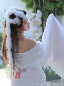 The Ethereal Elegance of Jin Yun Xi Yuki: A Modern Visual Masterpiece - image 54