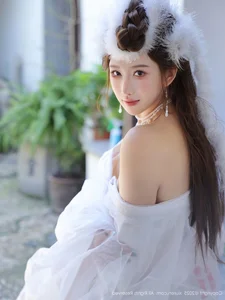 The Ethereal Elegance of Jin Yun Xi Yuki: A Modern Visual Masterpiece - image 47