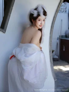 The Ethereal Elegance of Jin Yun Xi Yuki: A Modern Visual Masterpiece - image 14