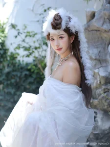The Ethereal Elegance of Jin Yun Xi Yuki: A Modern Visual Masterpiece - image 40