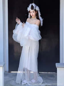 The Ethereal Elegance of Jin Yun Xi Yuki: A Modern Visual Masterpiece - image 12