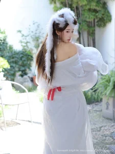 The Ethereal Elegance of Jin Yun Xi Yuki: A Modern Visual Masterpiece - image 25