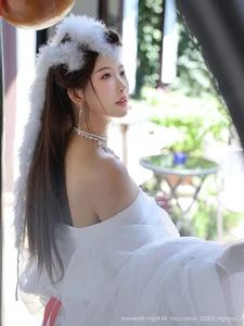 The Ethereal Elegance of Jin Yun Xi Yuki: A Modern Visual Masterpiece - image 50